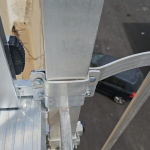 Scala a Gabbia a Salerno: Accesso Verticale Sicuro e Certificato